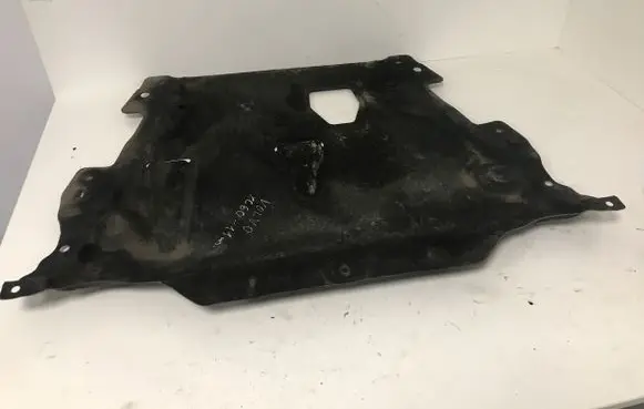 Volvo XC60 Engine splash shield/under tray AG9N6P013 AG9N6P013DB