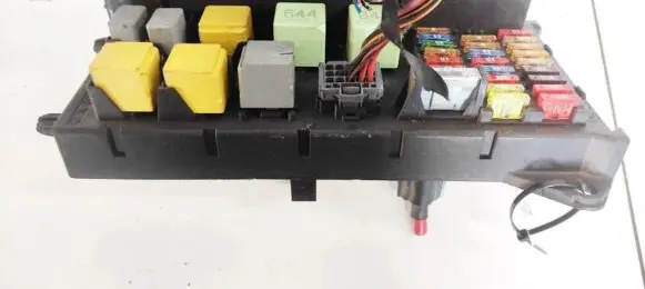 Volkswagen Crafter Fuse box set 518817028