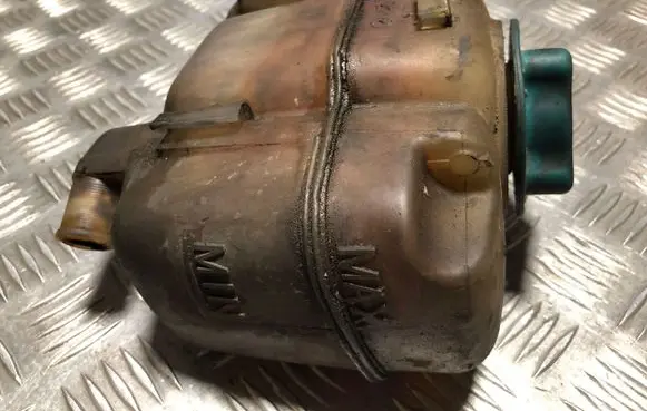 Volvo S60 Coolant expansion tank/reservoir 8683455 1783 8683456