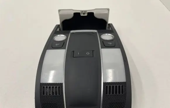 Audi Q7 4L Front seat light 4F0951177 70103105