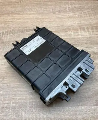 Audi A6 S6 C4 4A Engine control unit/module ECU 039906024D 5WP4174