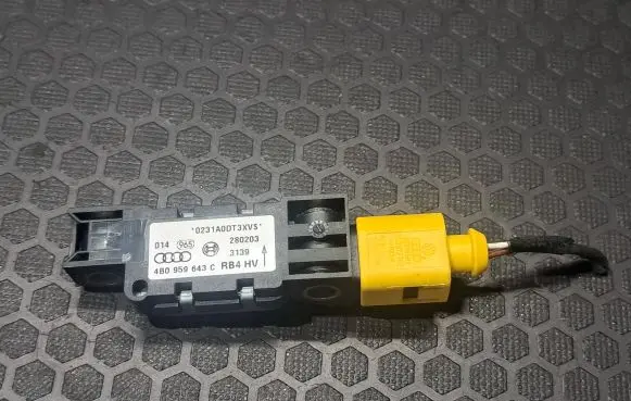 Audi A6 S6 C5 4B Airbag deployment crash/impact sensor 4B0959643C
