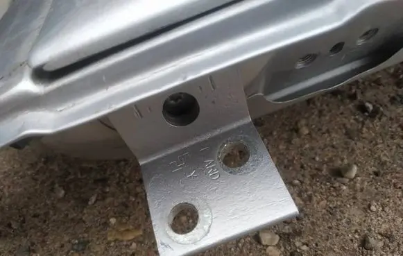 Citroen Xsara Rear door lower hinge