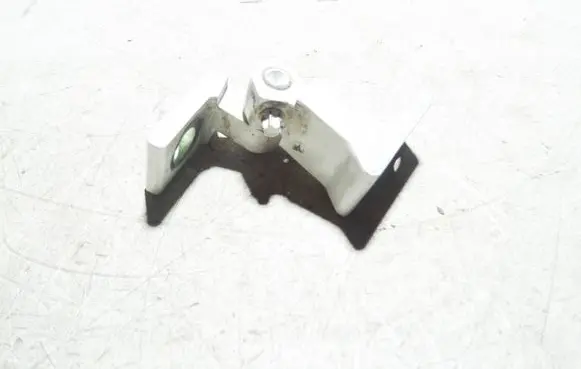 Volkswagen Scirocco Front door lower hinge 7N0831402