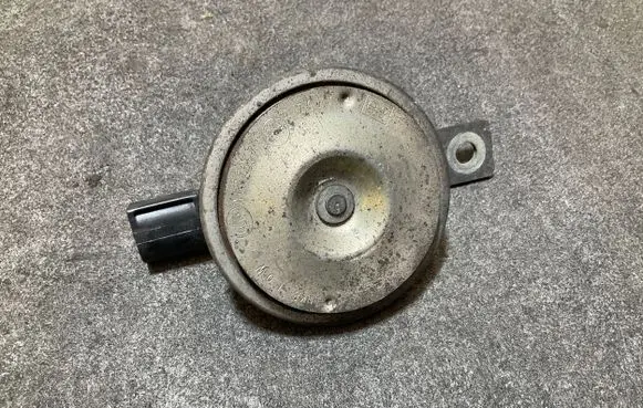 Mercedes-Benz Sprinter W906 Horn signal A9068200085