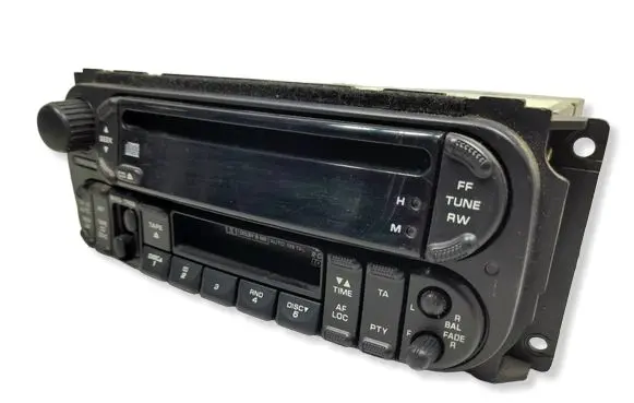 Chrysler PT Cruiser Radio/CD/DVD/GPS head unit P04858543AEKASACJ P04858543AE