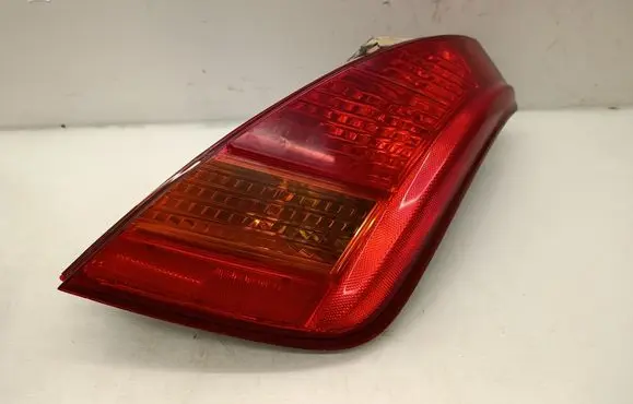 Nissan Murano Z50 Rear/tail lights 22063779