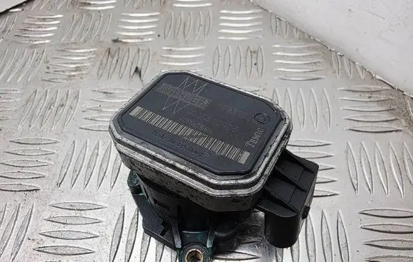 Mercedes-Benz A W169 EGR valve 00005320C5 AC5102790606