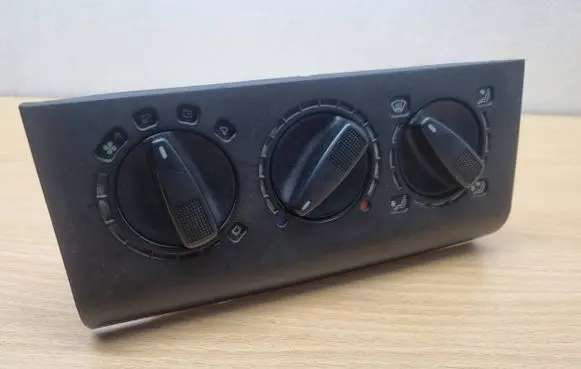Volkswagen Caddy Climate control unit 1H0819045C