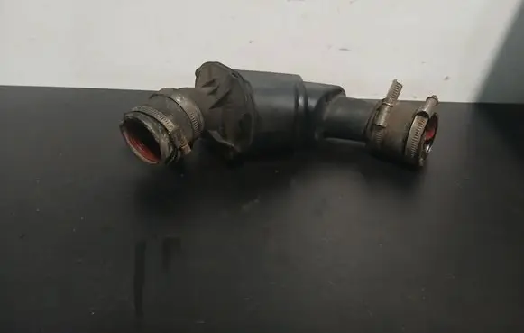 Intercooler hose/pipe