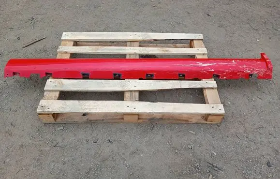 Ford Mustang V Front sill (body part) AR336310154AC