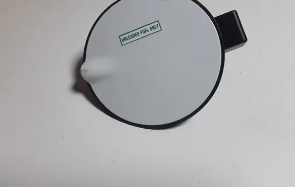 Opel Corsa E Fuel tank cap 13427916