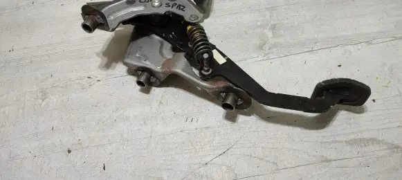 Clutch pedal