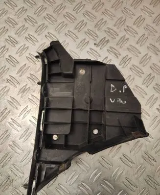Volvo S80 Front bumper mounting bracket 30796423