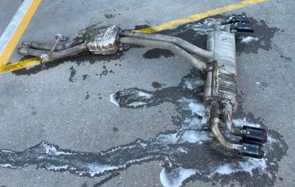 Porsche Cayenne (9Y0 9Y3) Muffler/silencer 9Y0253611B 9Y0120B T9Y0251