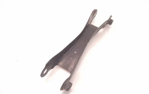 Rear control arm