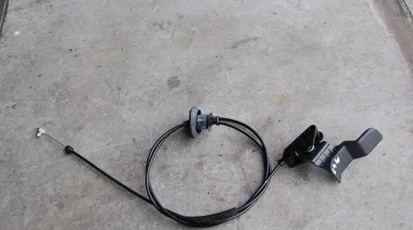 Citroen C4 Cactus Engine bonnet/hood lock release cable 