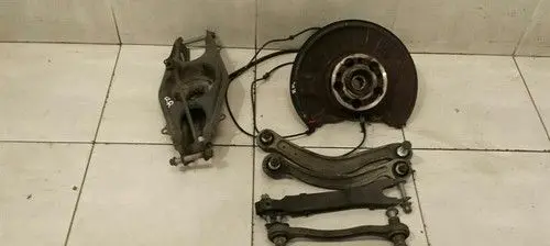 Mercedes-Benz C W204 Rear wheel bearing hub A2043501441