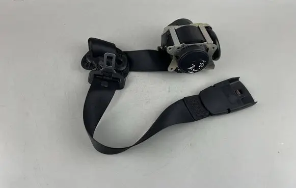Mini One - Cooper F56 F55 Front seatbelt 7317753