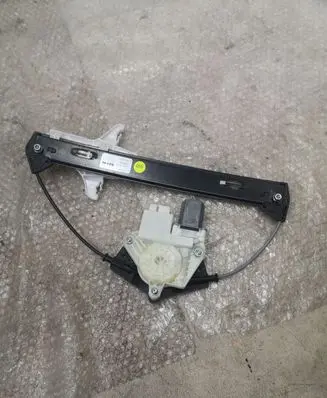 Volkswagen Jetta USA Rear door window regulator motor 17A839461C