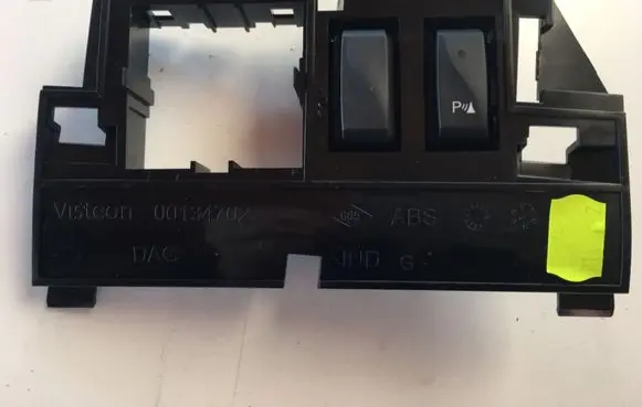 Renault Captur Parking (PDC) sensor switch 00134702