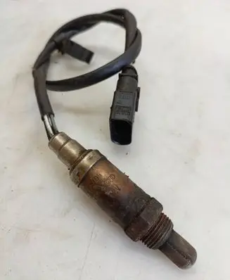 Volkswagen Golf IV Lambda probe sensor 06A906265 0258005148 962051