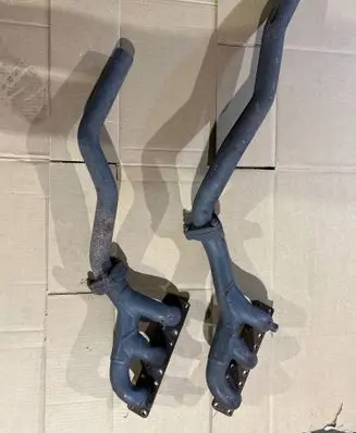 BMW 5 E39 Exhaust manifold 1740730 1740731