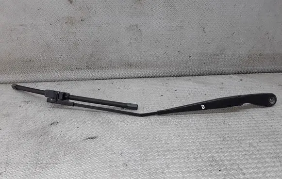 Volvo S40 Front wiper blade arm