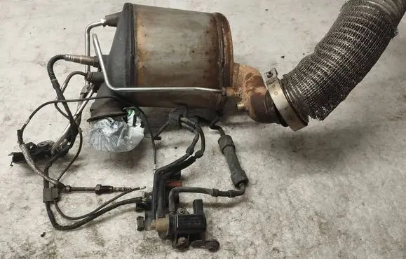 Volkswagen PASSAT B6 EGR valve cooler EBP1270220 3C0131765A 3C0181AA