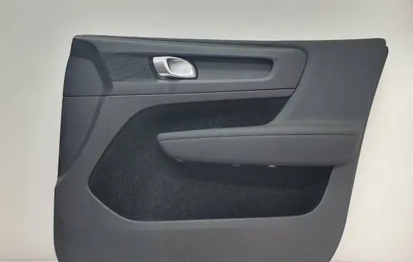 Volvo XC40 Front door card panel trim 4433635