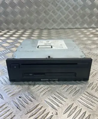 CD/DVD changer