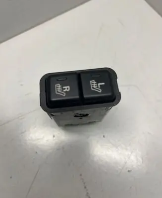 Honda CR-V Seat heating switch M16691SS8