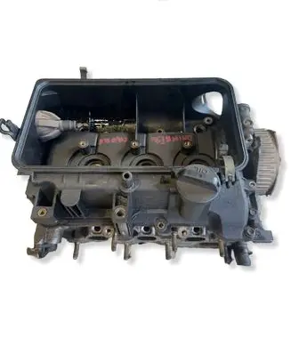 Daihatsu Cuore Engine head 