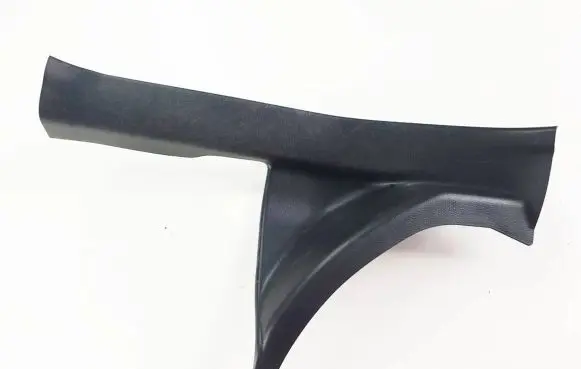 Foot area side trim