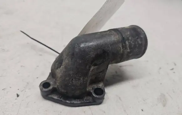 Nissan Patrol 260 Engine coolant pipe/hose