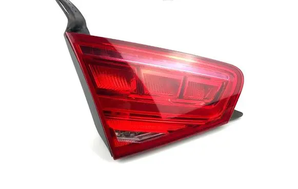 Audi A8 S8 D4 4H Tailgate rear/tail lights 4H0945093