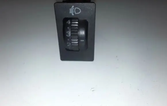 Toyota Corolla Verso AR10 Light switch 8415202021