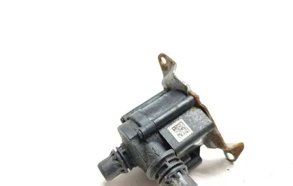 BMW 5 F10 F11 Electric auxiliary coolant/water pump 8511748 704125200 16T0511473