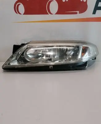 Renault Laguna II Headlight/headlamp 8200002845 89004687