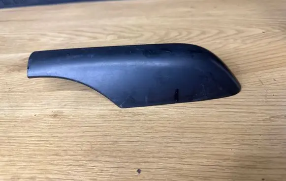 Volkswagen Golf IV Roof bar rail cover 1J986O149B