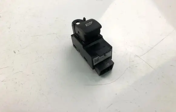 Volvo XC60 Electric window control switch 31433408