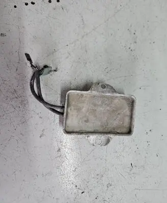 Mitsubishi Space Wagon Glow plug pre-heat relay MD127321 K8T75276