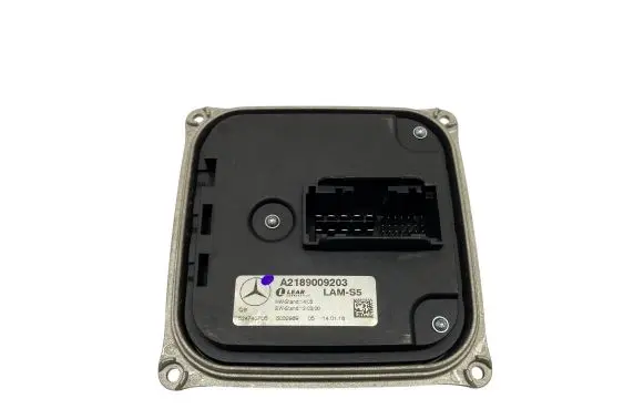 Mercedes-Benz CLS C218 X218 Headlight ballast module Xenon A2189009203
