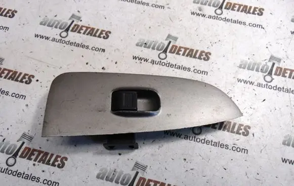 Honda CR-V Electric window control switch 83711SCAAG010M1