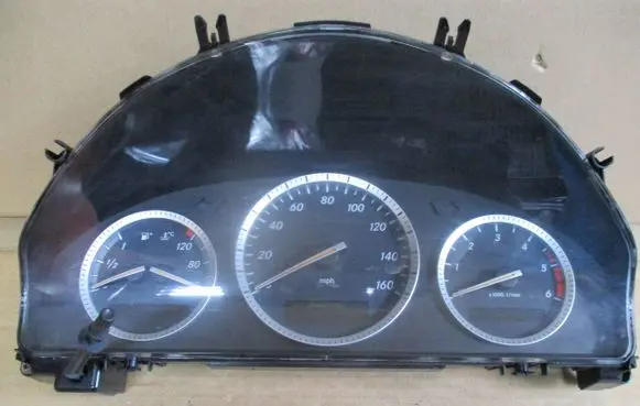 Mercedes-Benz C W204 Speedometer (instrument cluster) A2045404648