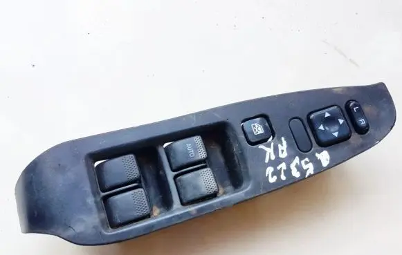 Subaru Legacy Electric window control switch 83071AE020
