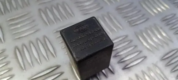 Volkswagen Golf II Other relay 171919091 5da003993-00