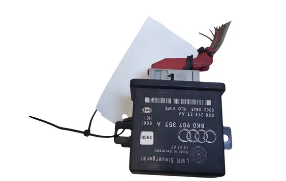 Audi A5 8T 8F Light module LCM 8K0907357A