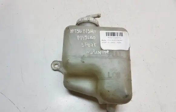 Mitsubishi Pajero Coolant expansion tank/reservoir