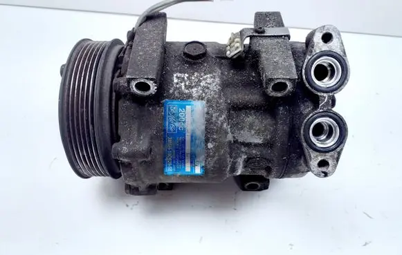 Mazda 3 I Air conditioning (A/C) compressor (pump) 0370312521 3M5H19D629SB